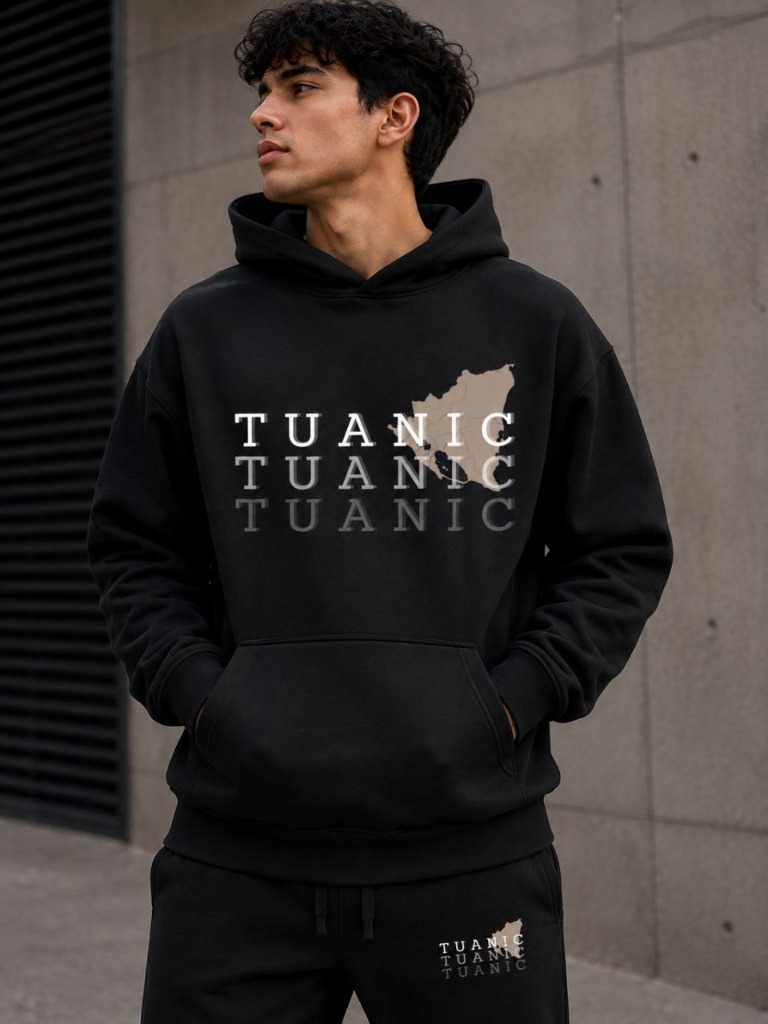 Hoodie negro TUANIC con mapa de Nicaragua